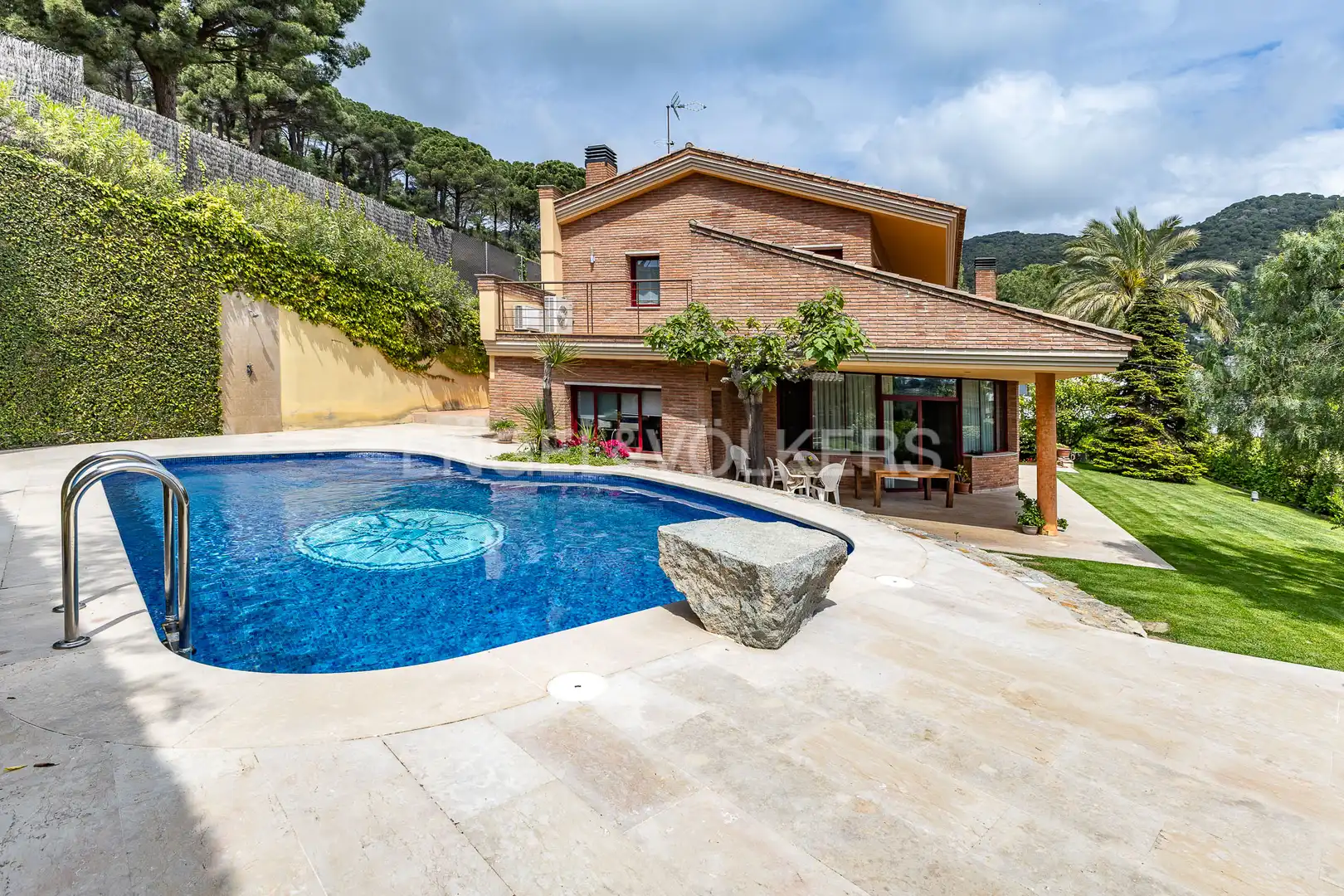 Casa amb terrassa en venda a Premià de Dalt
