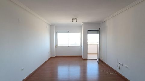 Foto 2 de Piso en venta en Benisaudet, Alicante / Alacant