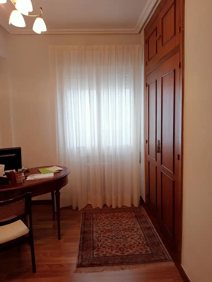 Schlafzimmer von Wohnung zum Verkauf in  Logroño mit Klimaanlage, Heizung und Terrasse