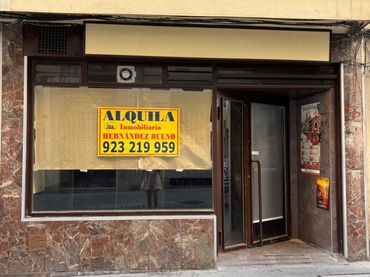 Local comercial de lloguer a Centro