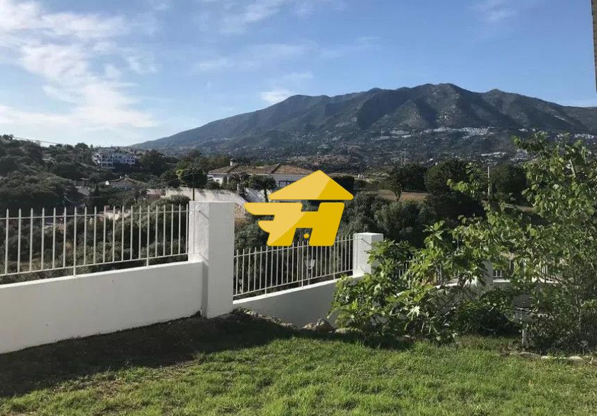 Exterior view of Flat to rent in Mijas  with Air Conditioner, Private garden and Furnished