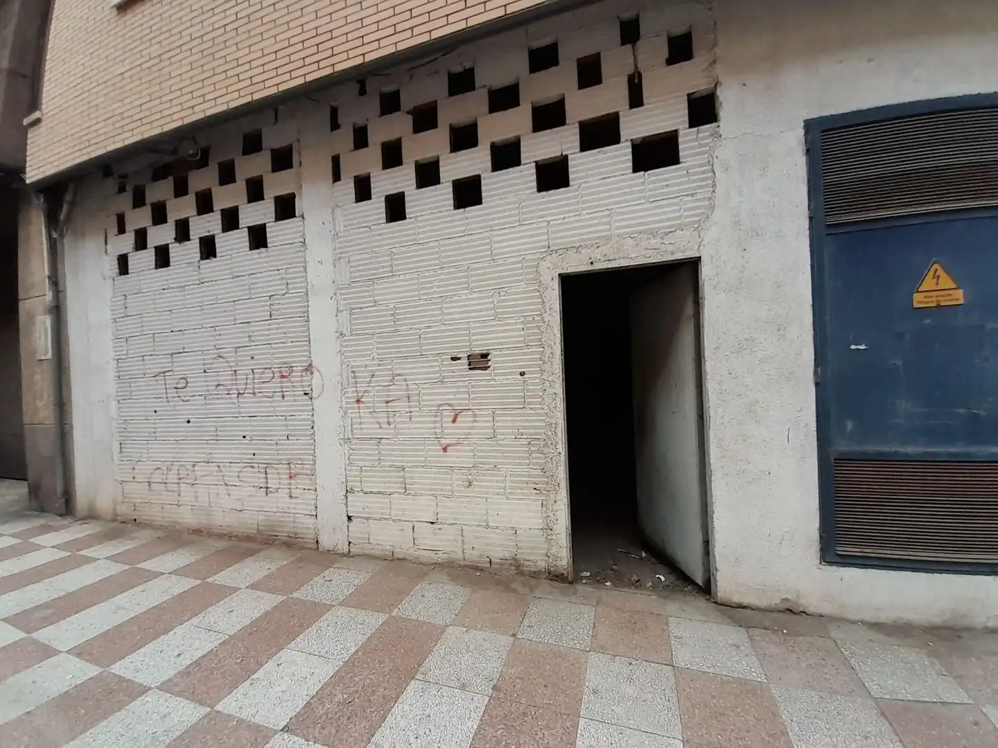 Local en venta en Belmez con Amueblado