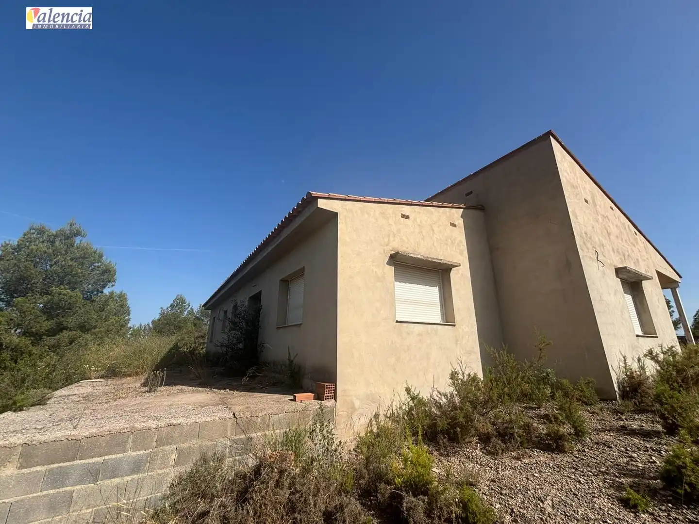 Vista exterior de Casa o xalet en venda en Casinos
