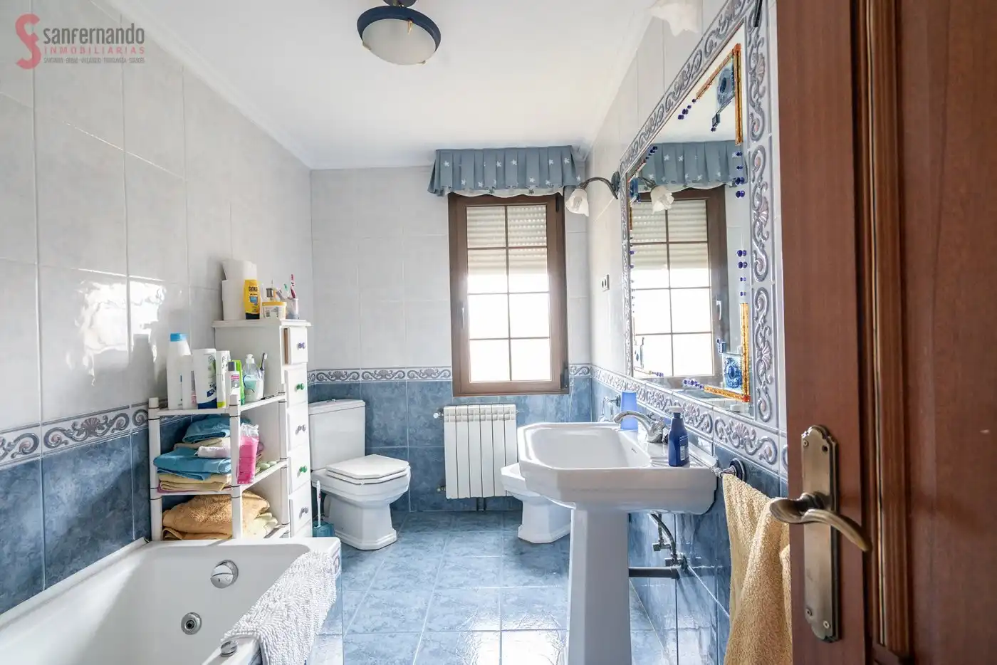 Baño de Casa o chalet en venta en Torrelavega  con Calefacción, Jardín privado y Parquet