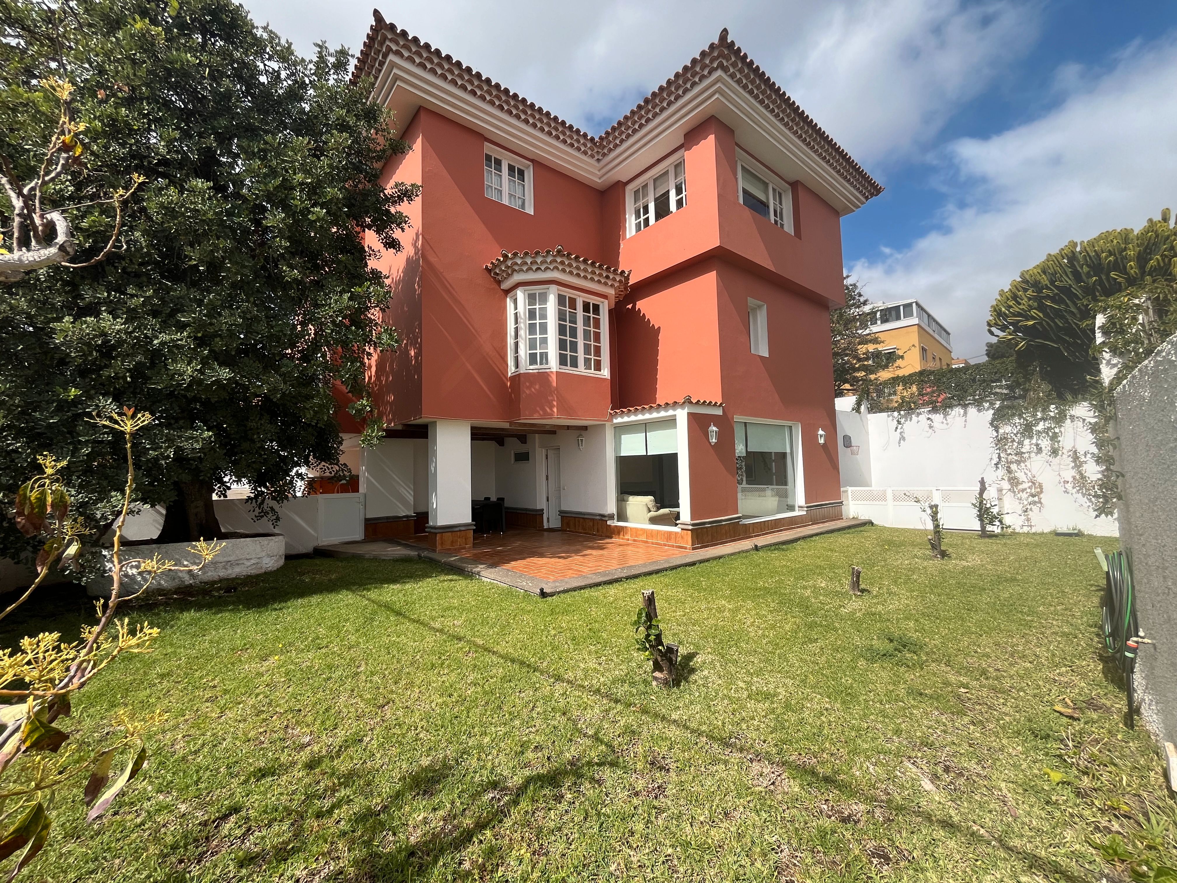 Pis per a compartir a Calle Rosales, Tafira, Vegueta - Cono Sur - Tafira, Las Palmas de Gran Canaria