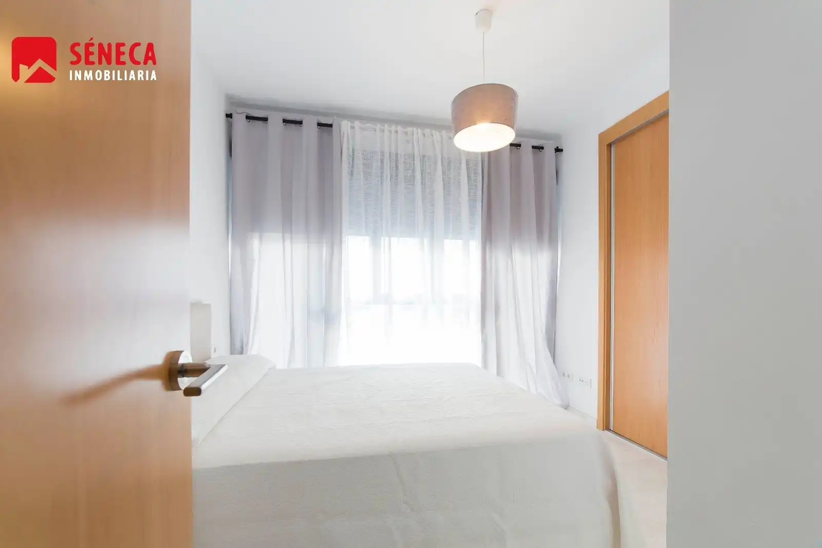 Wohnung zur Miete in Maestro Priego Lopez, Ciudad Jardín - Zoco