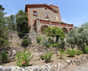 Vista exterior de Finca rústica en venda en Sant Llorenç Savall amb Terrassa i Piscina