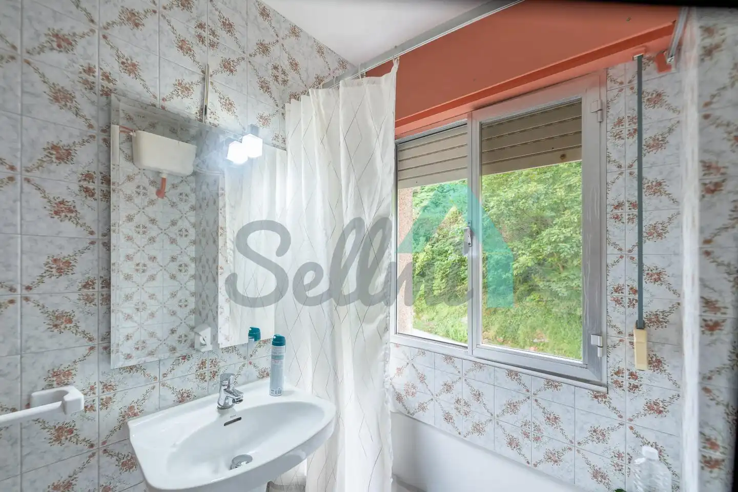 Badezimmer von Wohnung zur Miete in Castrillón mit Heizung, Parkett und Terrasse
