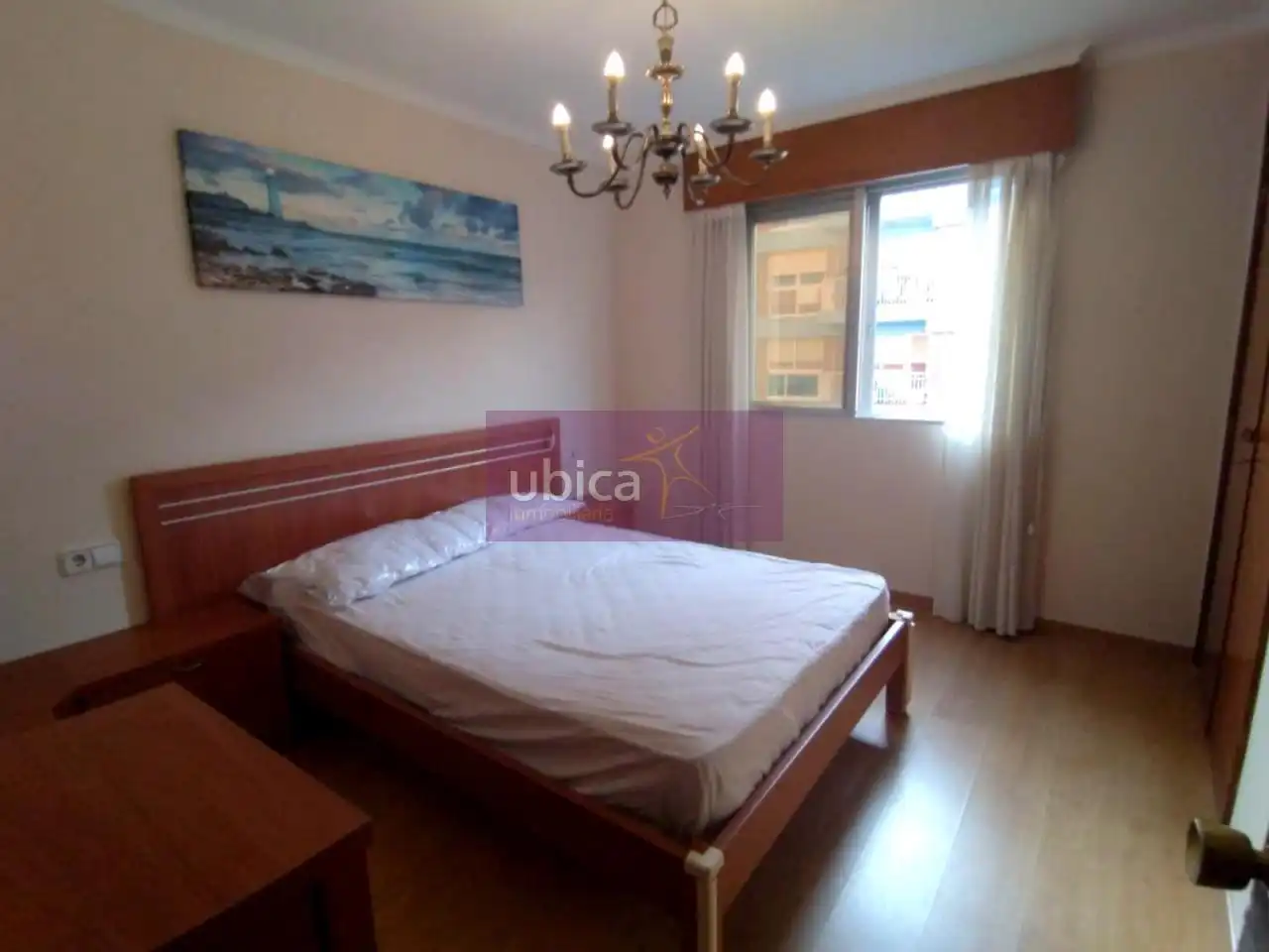 Habitación de Piso en venta en Vigo  con Trastero y Amueblado