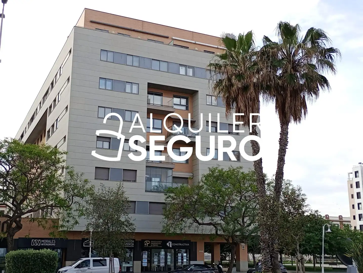 Vista exterior de Piso de alquiler en Málaga Capital con Aire acondicionado, Piscina y Amueblado