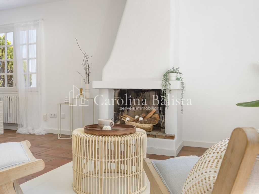 Living room of Country house for sale in L'Ametlla del Vallès