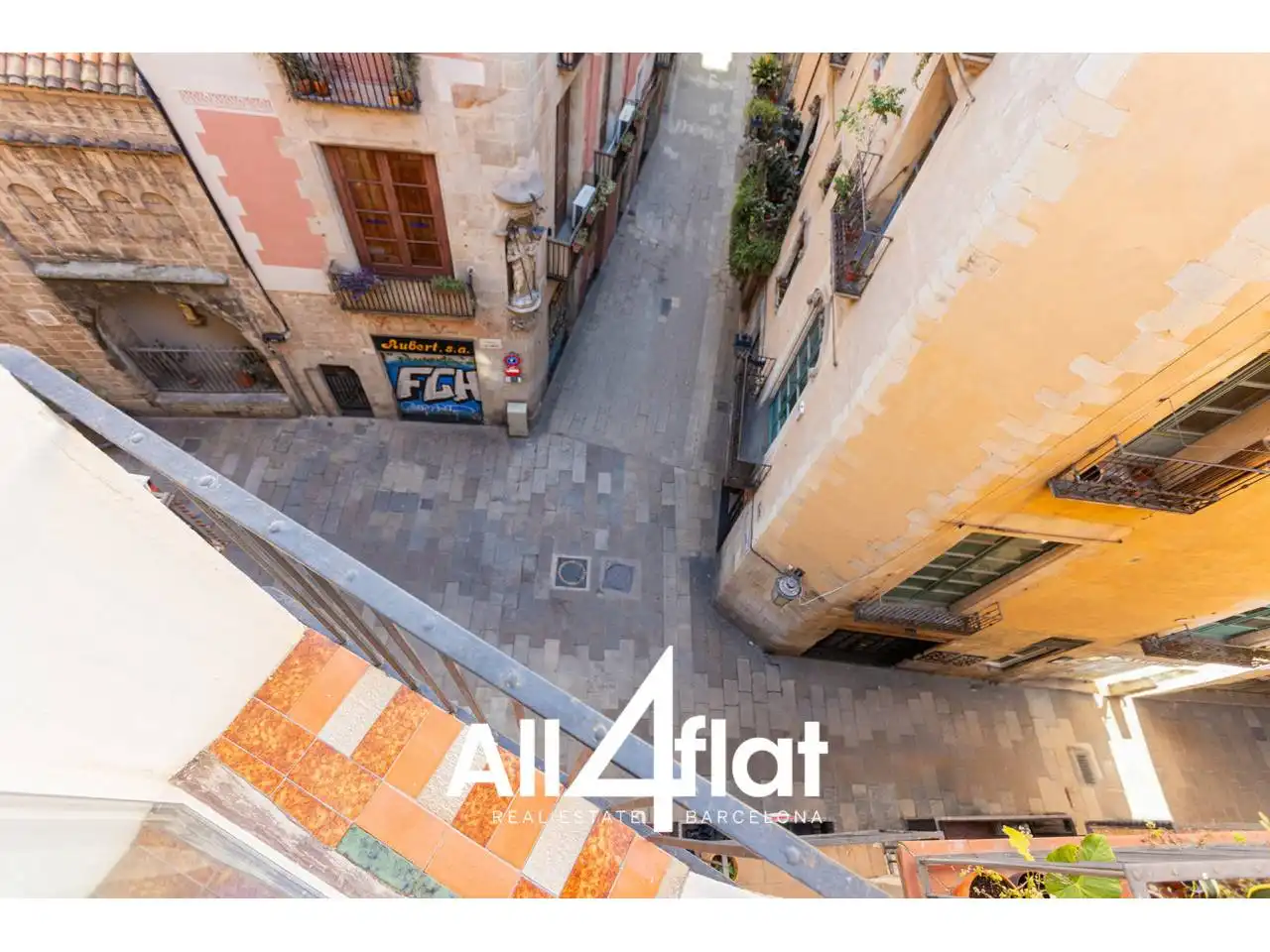 Außenansicht von Wohnung zum Verkauf in Barcelona mit Klimaanlage, Parkett und Möbliert