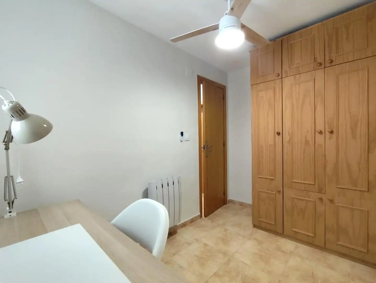 Flat for rent in Los Pinos - El Pilar