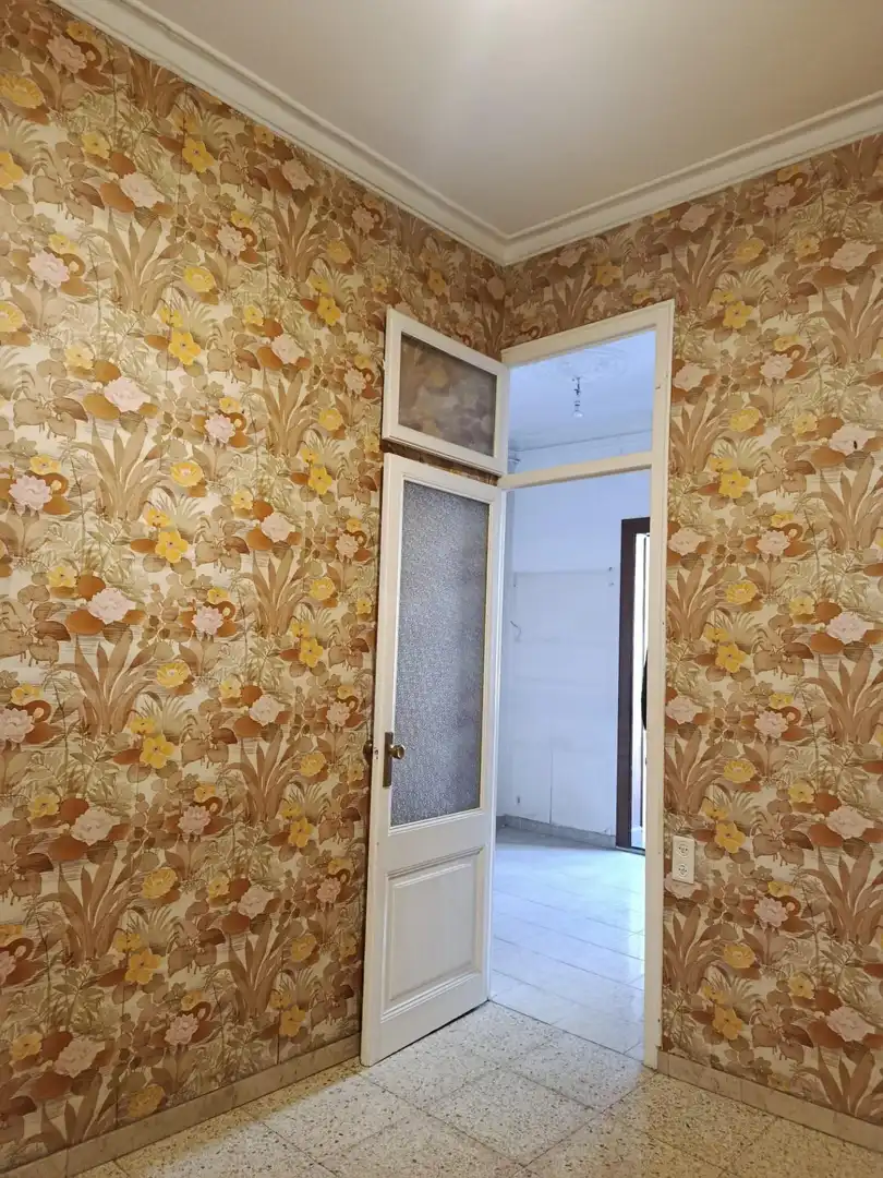 Habitación de Piso en venta en Barcelona con Calefacción y Balcón