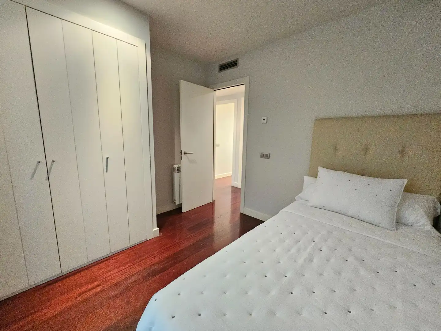 Bedroom of Flat for sale in Barcelona  with Air Conditioner, Heating and Terrace