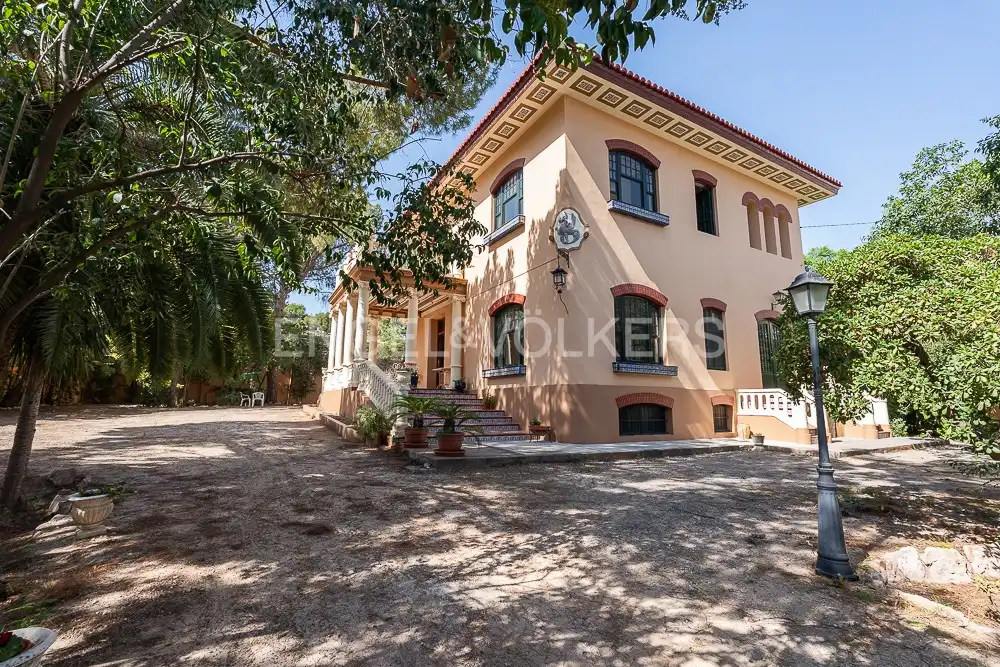 Vista exterior de Casa o chalet en venta en Bétera con Calefacción, Jardín privado y Terraza