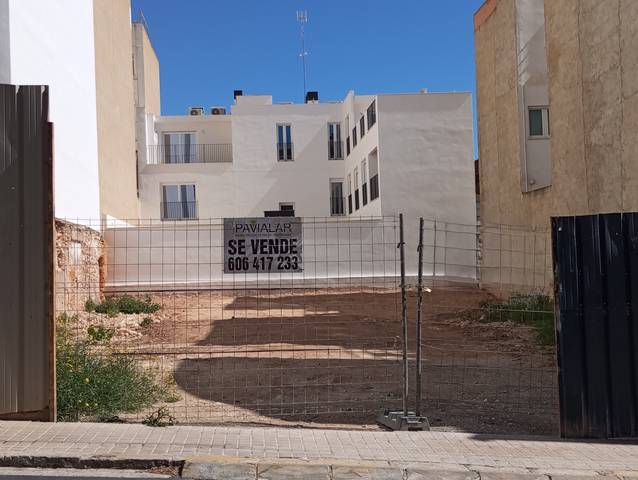 Terreno residencial en Venta en Carrer del Baró de Santa Bàrbara, 44B en Casas Verdes - Ermita