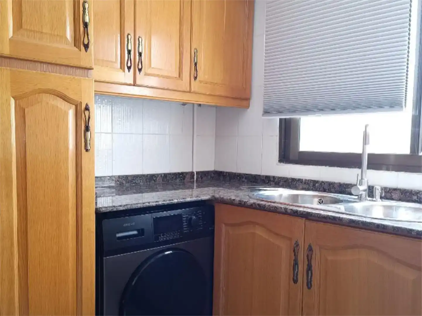 Cocina de Piso de alquiler en Tavernes Blanques con Aire acondicionado, Amueblado y Balcón