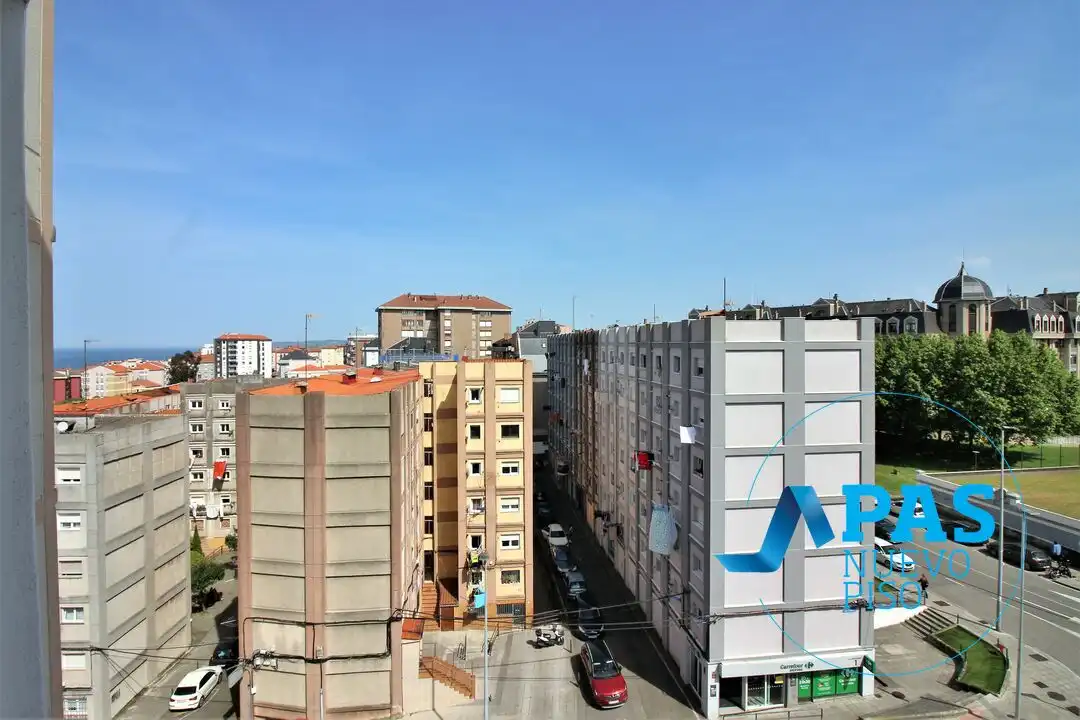 Vista exterior de Piso en venta en Santander con Calefacción