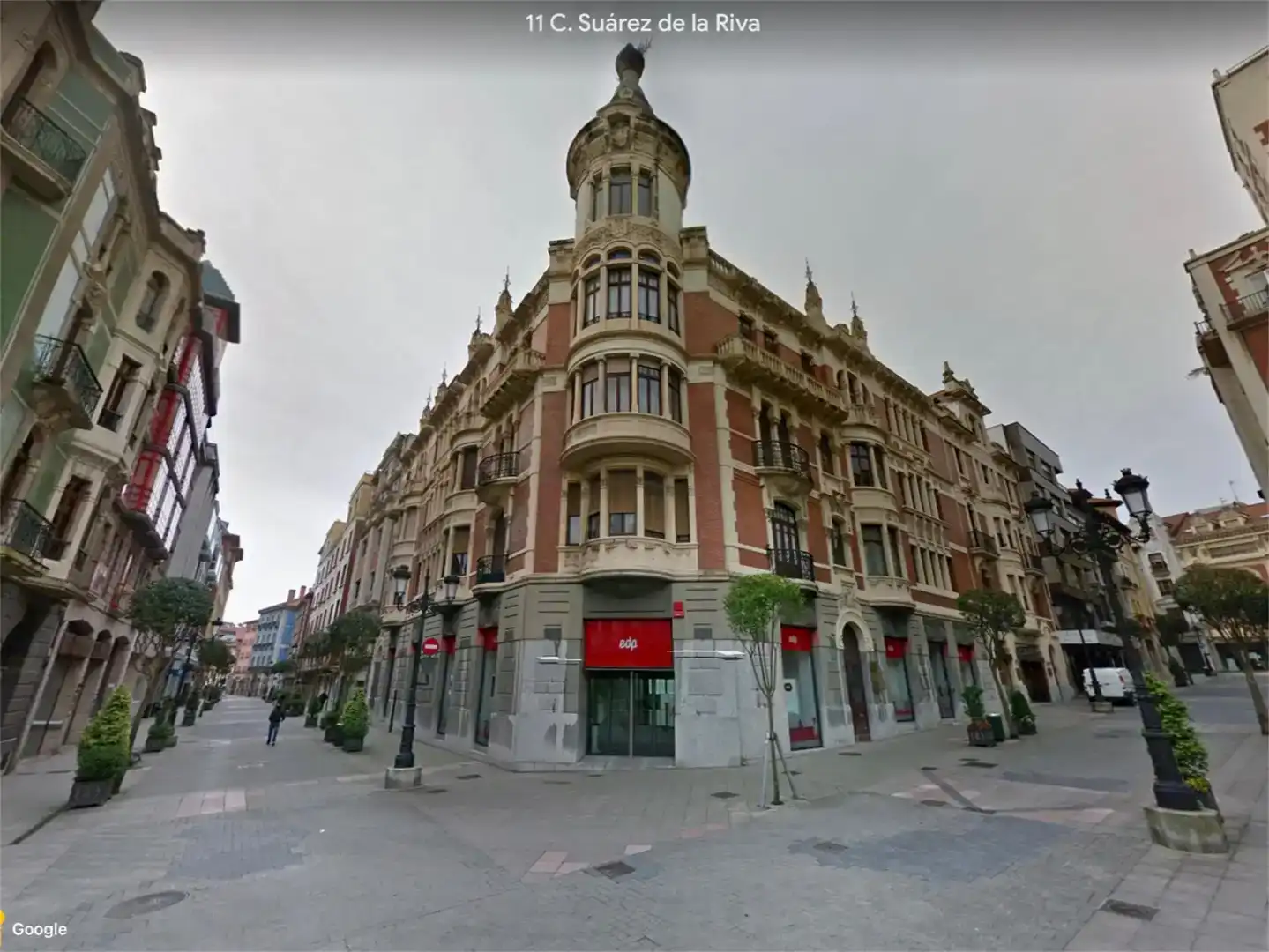 Vista exterior de Local de lloguer en Oviedo  amb Aire condicionat