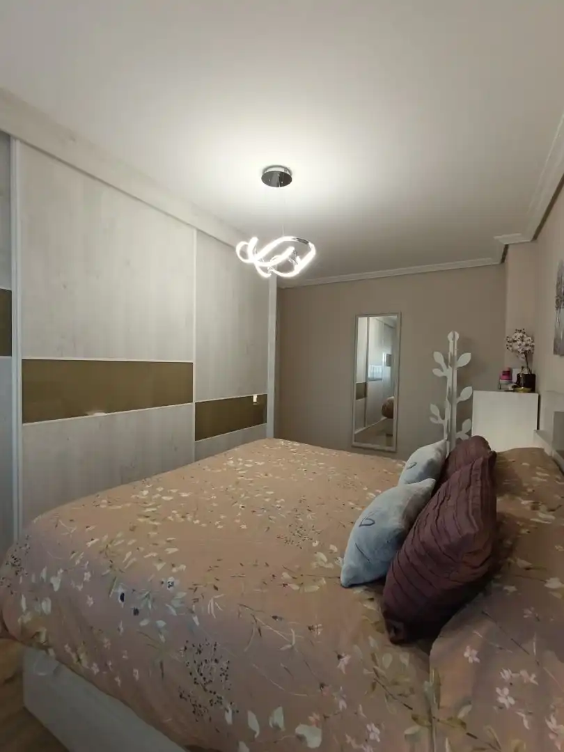 Habitación de Casa o chalet en venta en Ciudad Real con Aire acondicionado, Calefacción y Parquet