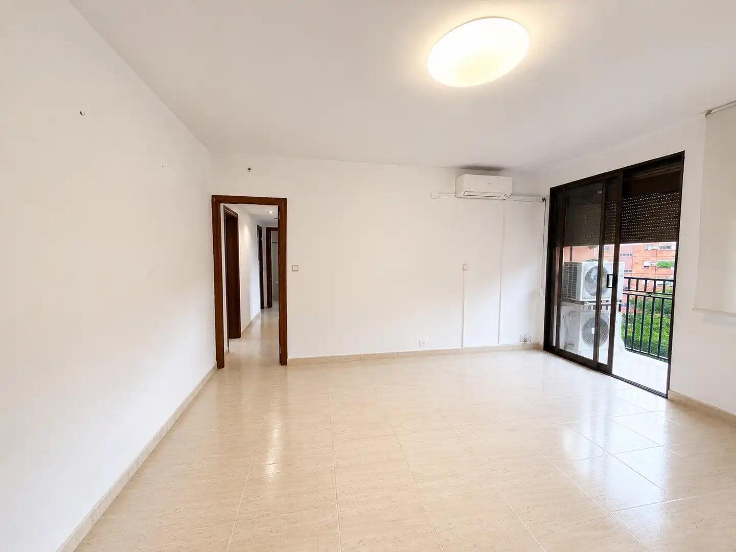 Sala d'estar de Pis en venda en Rubí amb Aire condicionat, Calefacció i Forn