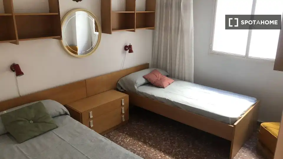 Room in Alameda