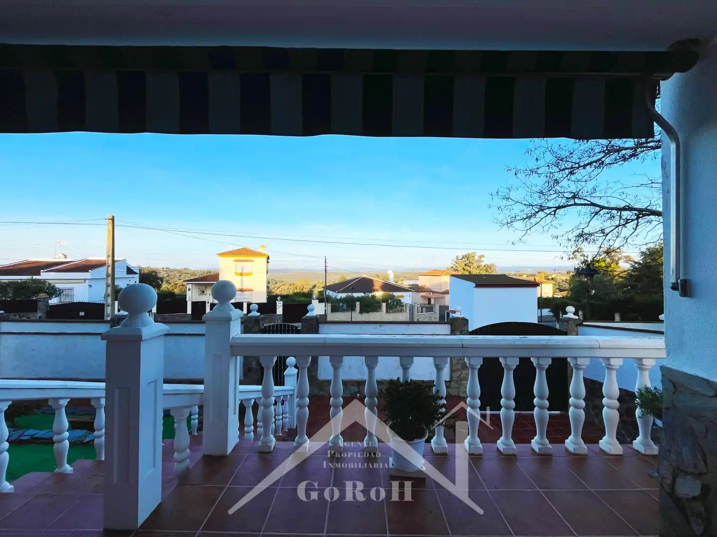 Vista exterior de Casa o xalet en venda en Castilblanco de los Arroyos amb Aire condicionat, Jardí privat i Terrassa