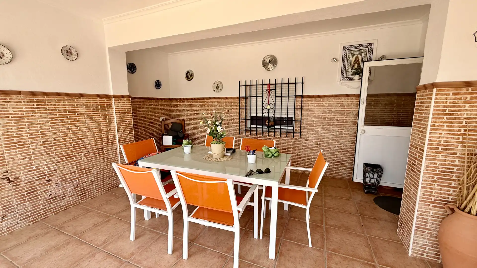 Terraza de Casa o chalet en venta en Chiclana de la Frontera con Aire acondicionado, Calefacción y Jardín privado