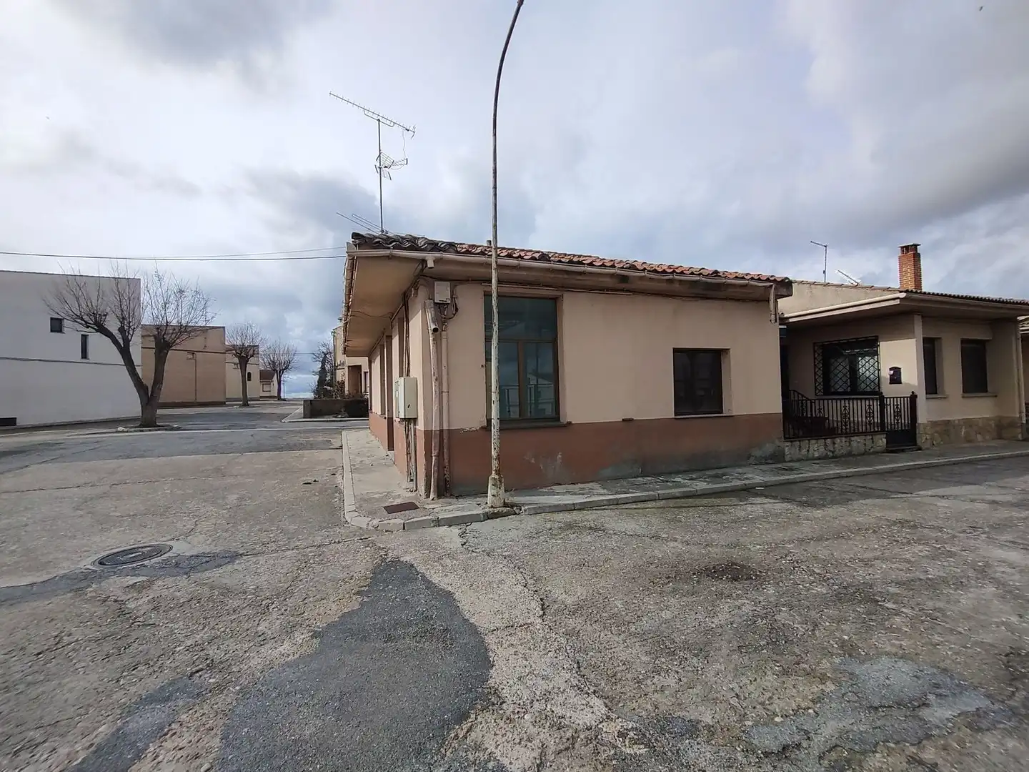 Geschaftsraum zum Verkauf in Barrio Nuestra Señora de los Remedios, Turégano