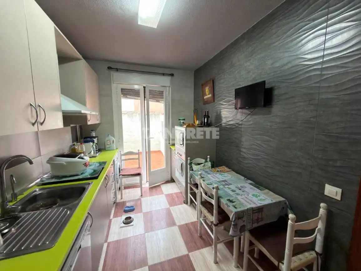 Kitchen of Detached homes for sale in Dosbarrios, Toledo
