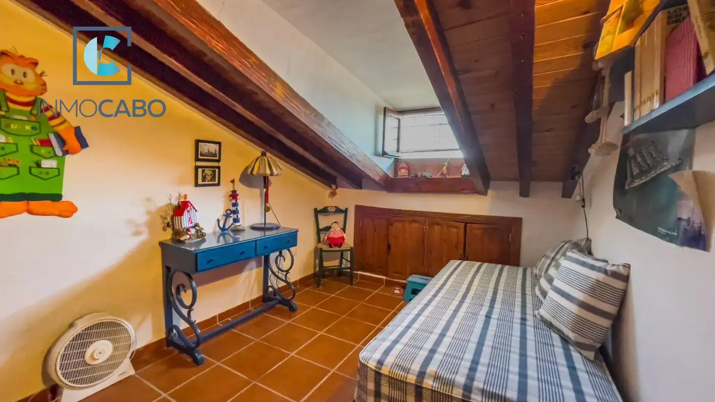 Dormitori de Casa o xalet en venda en Cartagena amb Terrassa i Moblat