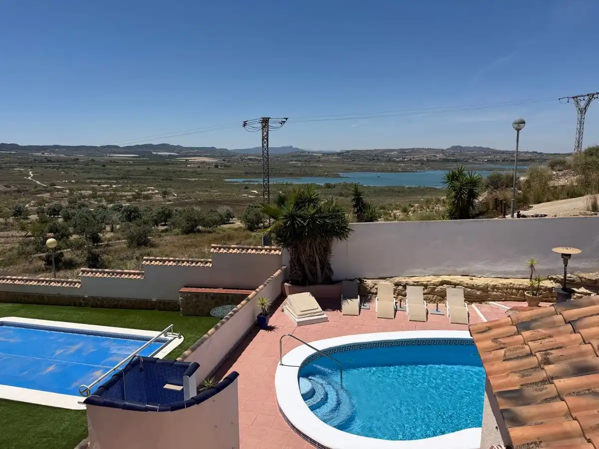 Swimming pool of Houses for sale in Orihuela