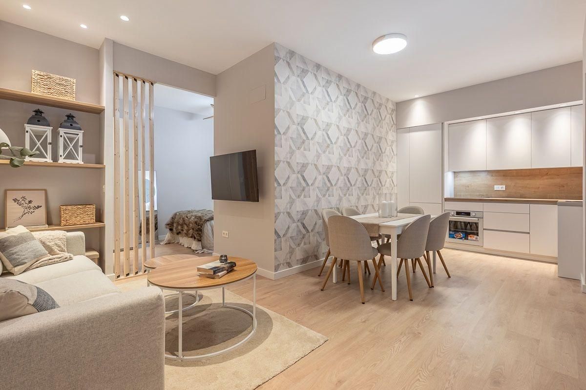 Living room of Apartment for sale in  Granada Capital  with Air Conditioner and Heating