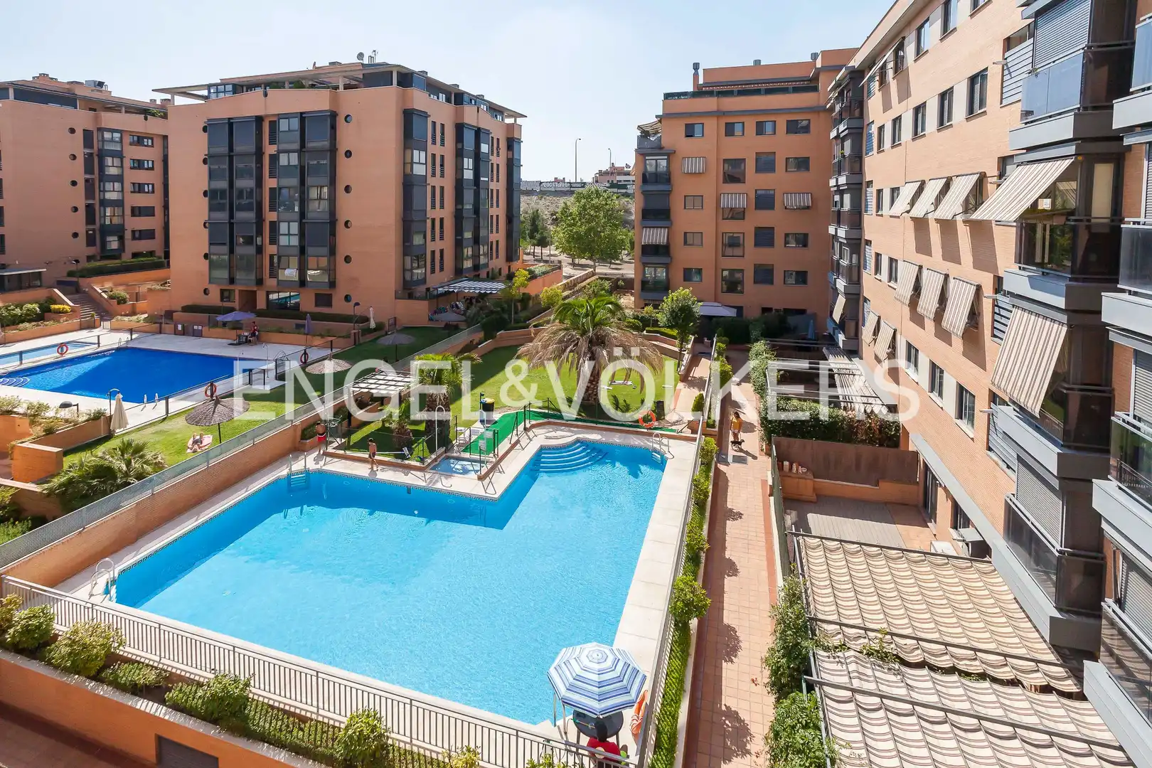 Schwimmbecken von Wohnung zum Verkauf in Madrid mit Heizung und Abstellraum