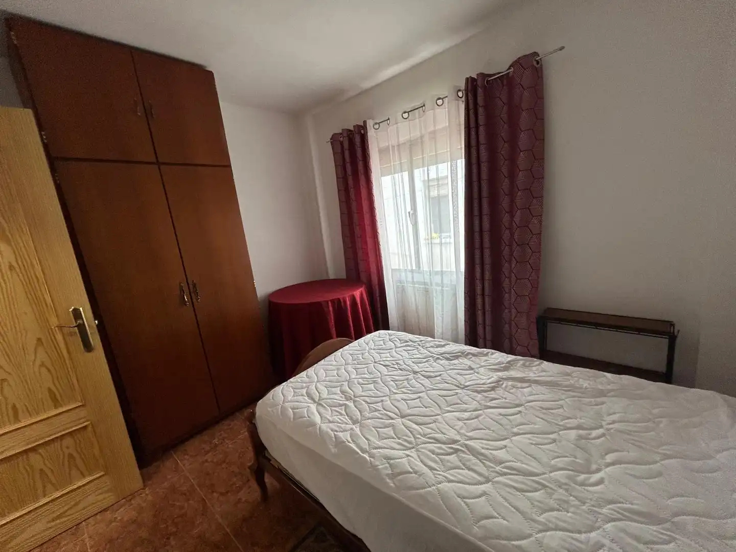 Habitación de Piso en venta en Ciudad Real con Calefacción, Terraza y Amueblado