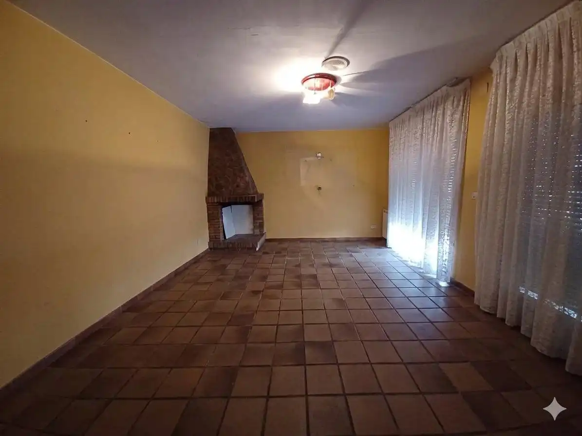 Casa amb jardí en venda a Fuensanta, imagen 2