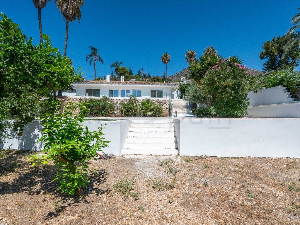 Vista exterior de Casa o xalet en venda en Benalmádena