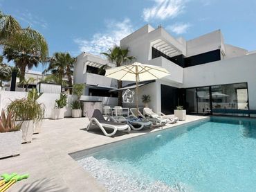 Haus mit Balkon zur Miete in San Fulgencio