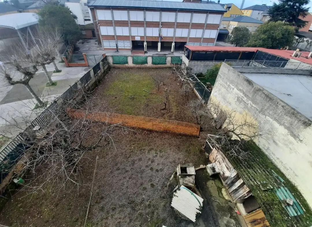 Pis en venda en Ponferrada amb Jardí privat, Terrassa i Moblat