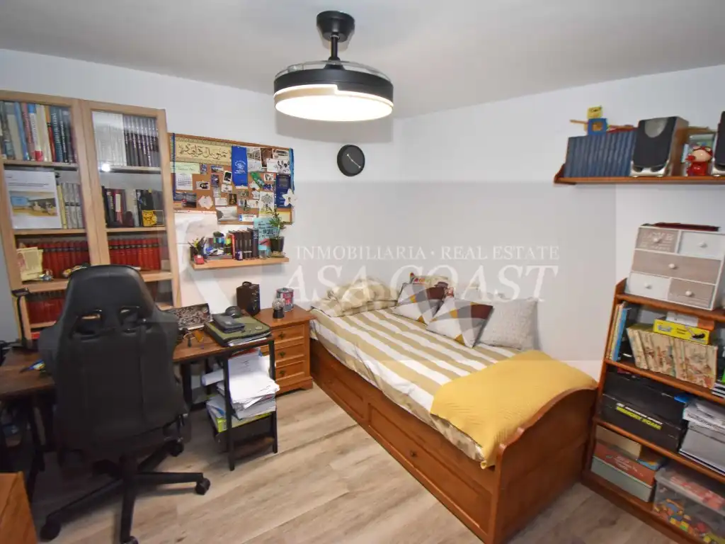 Dormitori de Casa o xalet en venda en Mijas
