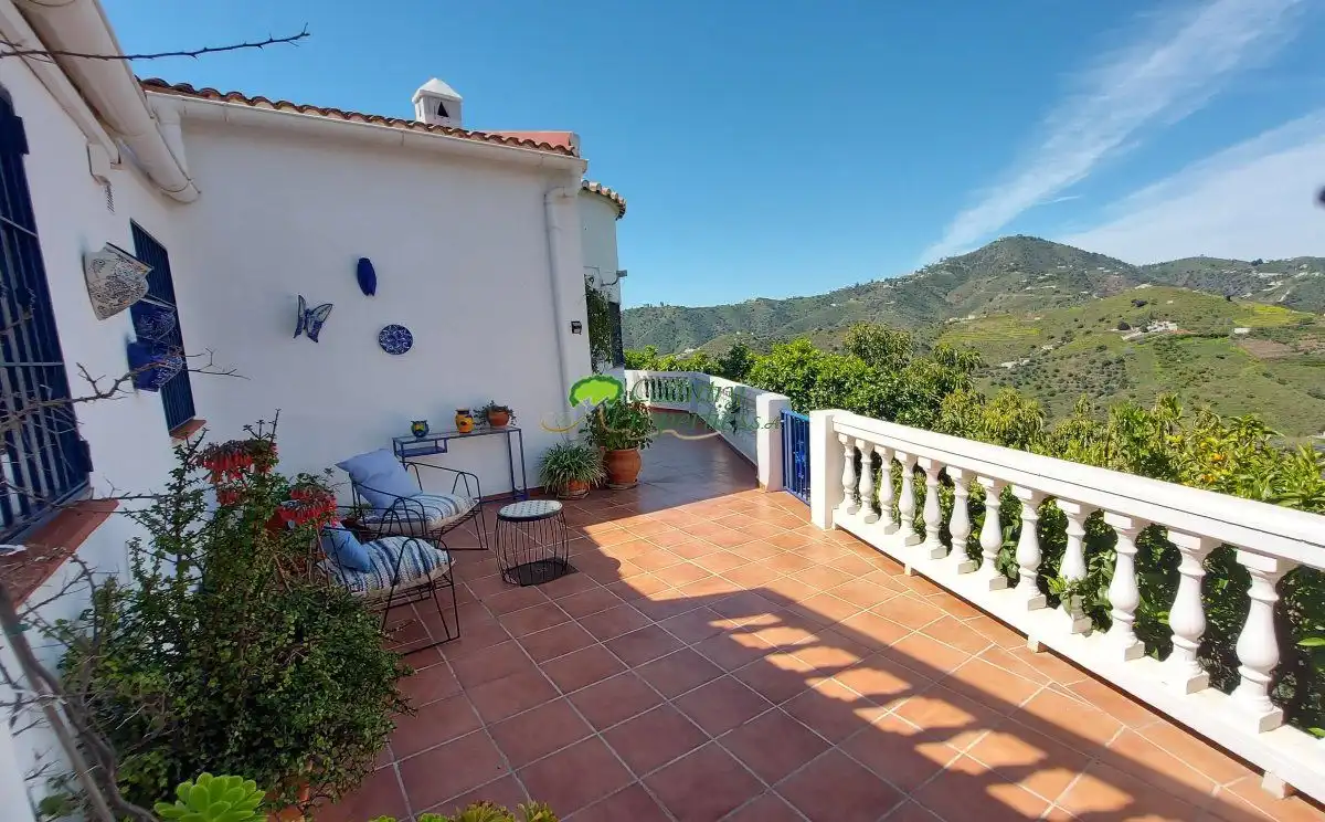 Terraza de Finca rústica en venta en Torrox con Aire acondicionado, Calefacción y Jardín privado
