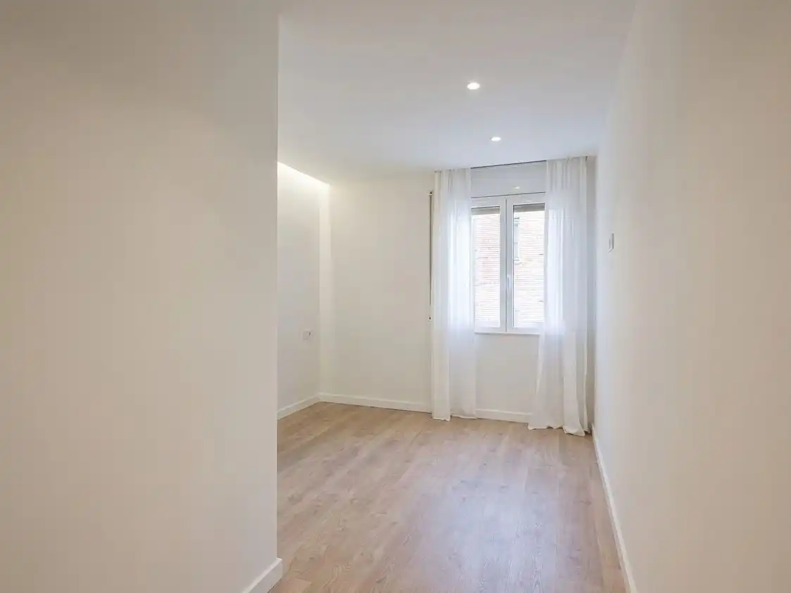 Schlafzimmer von Wohnung zum Verkauf in  Barcelona Capital mit Klimaanlage