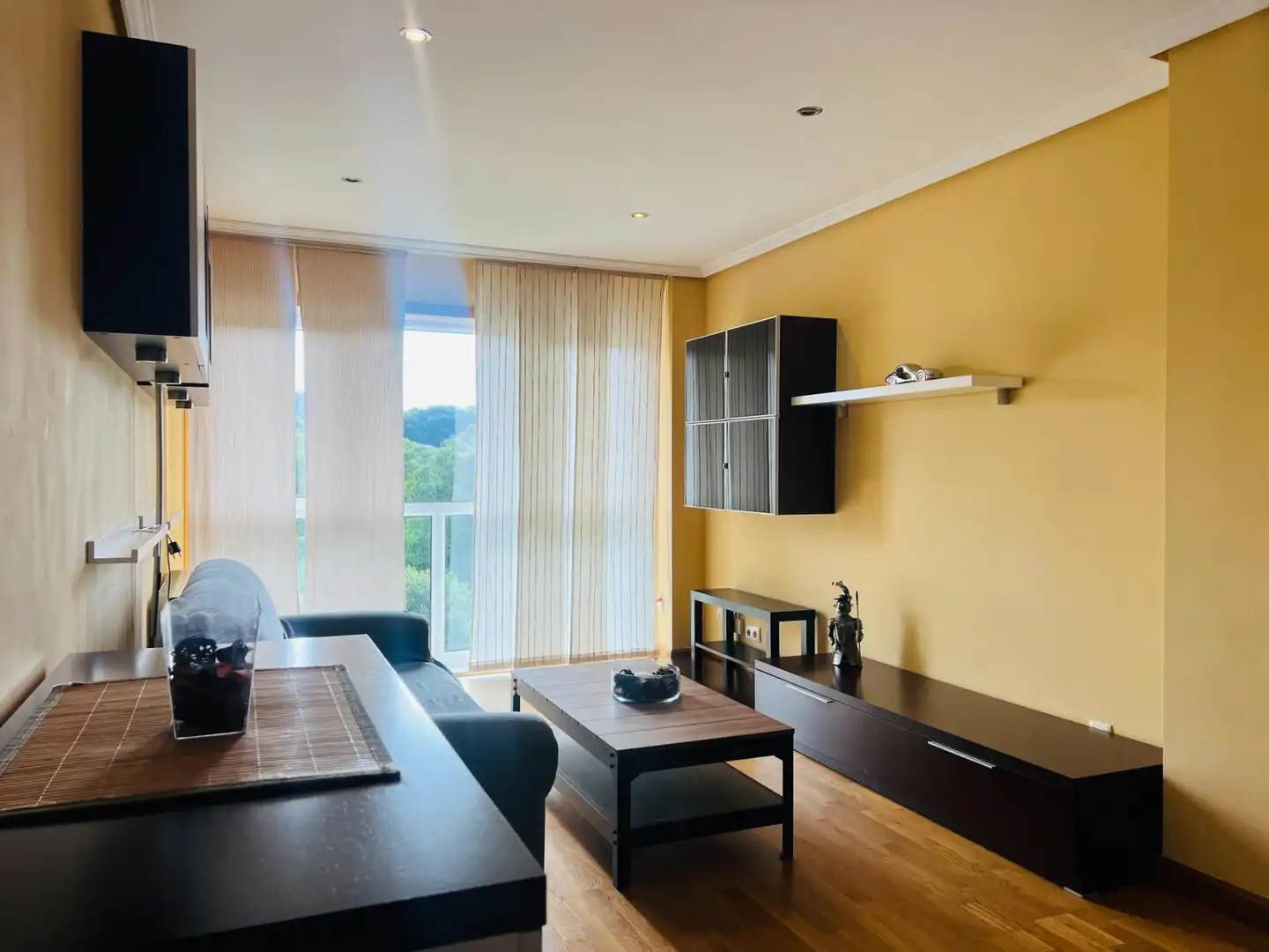 Wohnzimmer von Wohnung zur Miete in Cambre  mit Heizung, Abstellraum und Möbliert