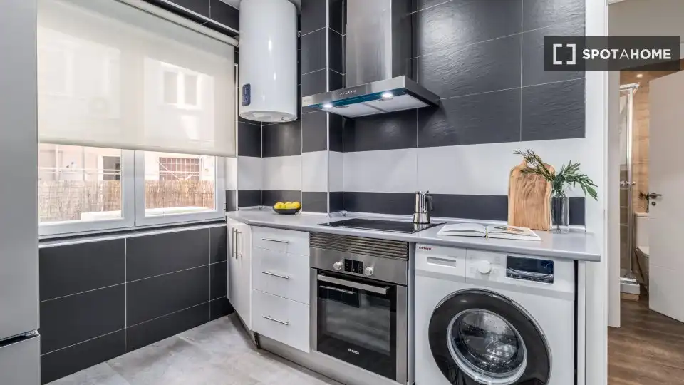 Habitació a Madrid, Madrid
