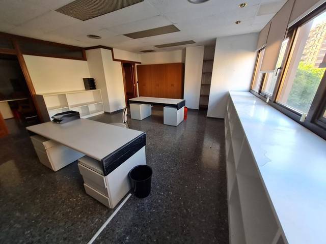 Oficina en Alquiler en N/A en Casco Histórico