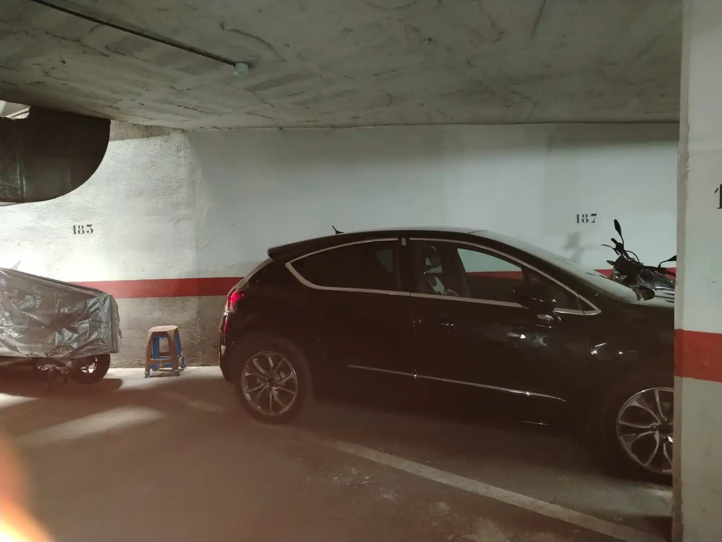 Individual con ascensor en venta en Fondo, imagen 2