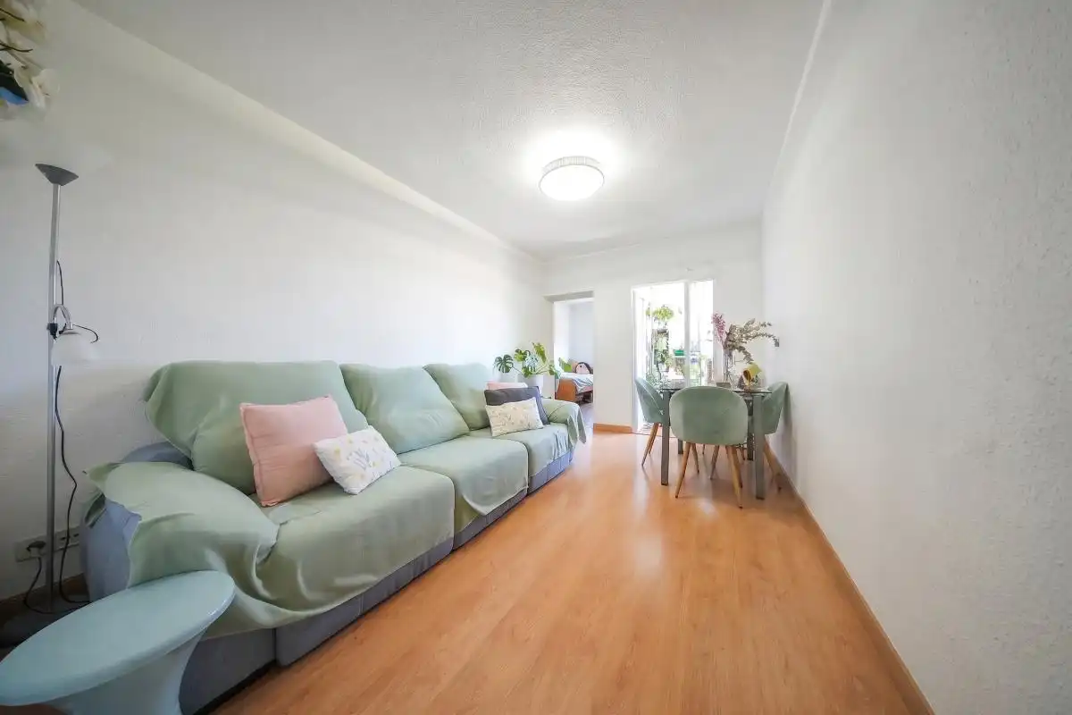 Living room of Flat for sale in Madrid  with Air Conditioner, Heating and Terrace