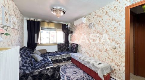 Foto 3 de Piso en venta en La Salut, Badalona