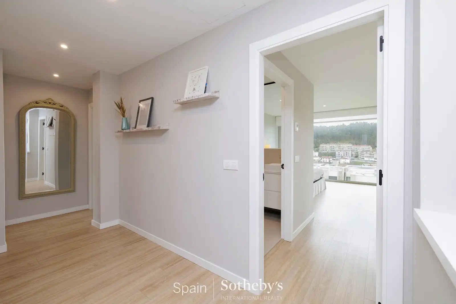 Casa adosada en venta en Pontevedra Capital  con Aire acondicionado, Jardín privado y Terraza
